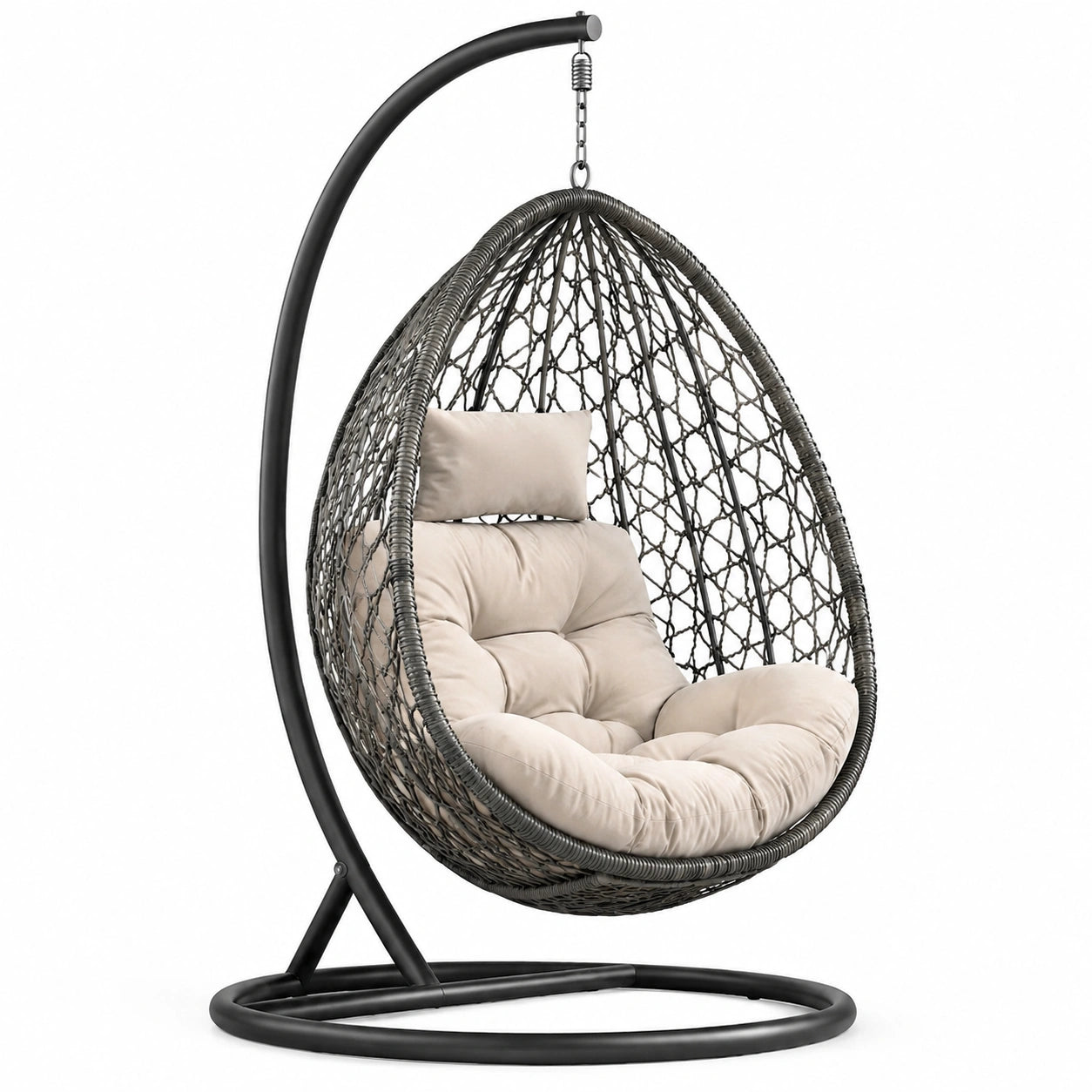 Silla colgante de ratán con cojines beige y estructura de acero